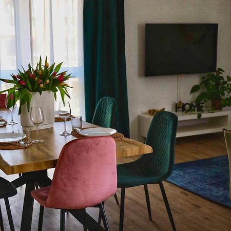 Schluessel Apartments لار المظهر الخارجي الصورة