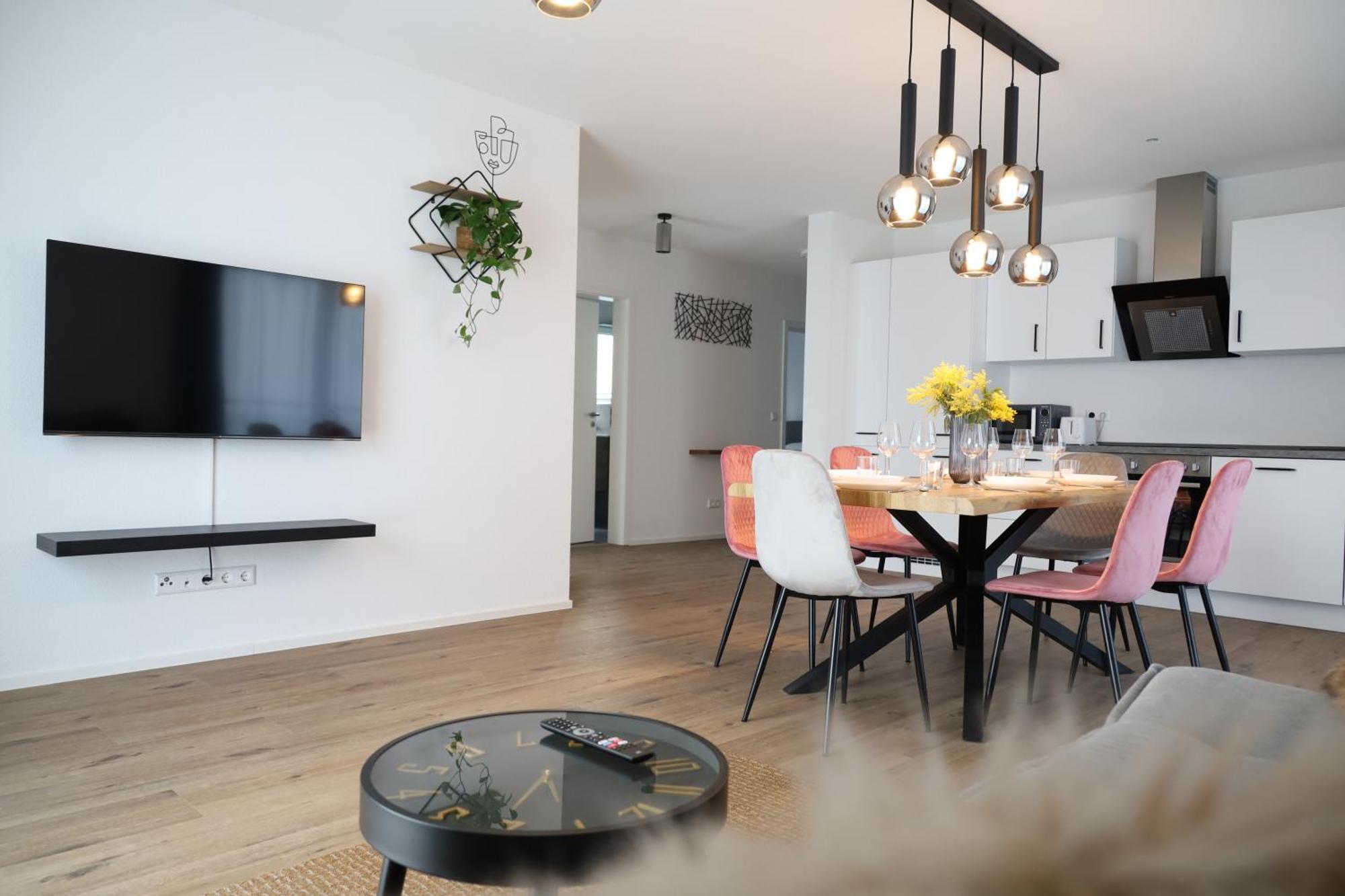 Schluessel Apartments لار المظهر الخارجي الصورة