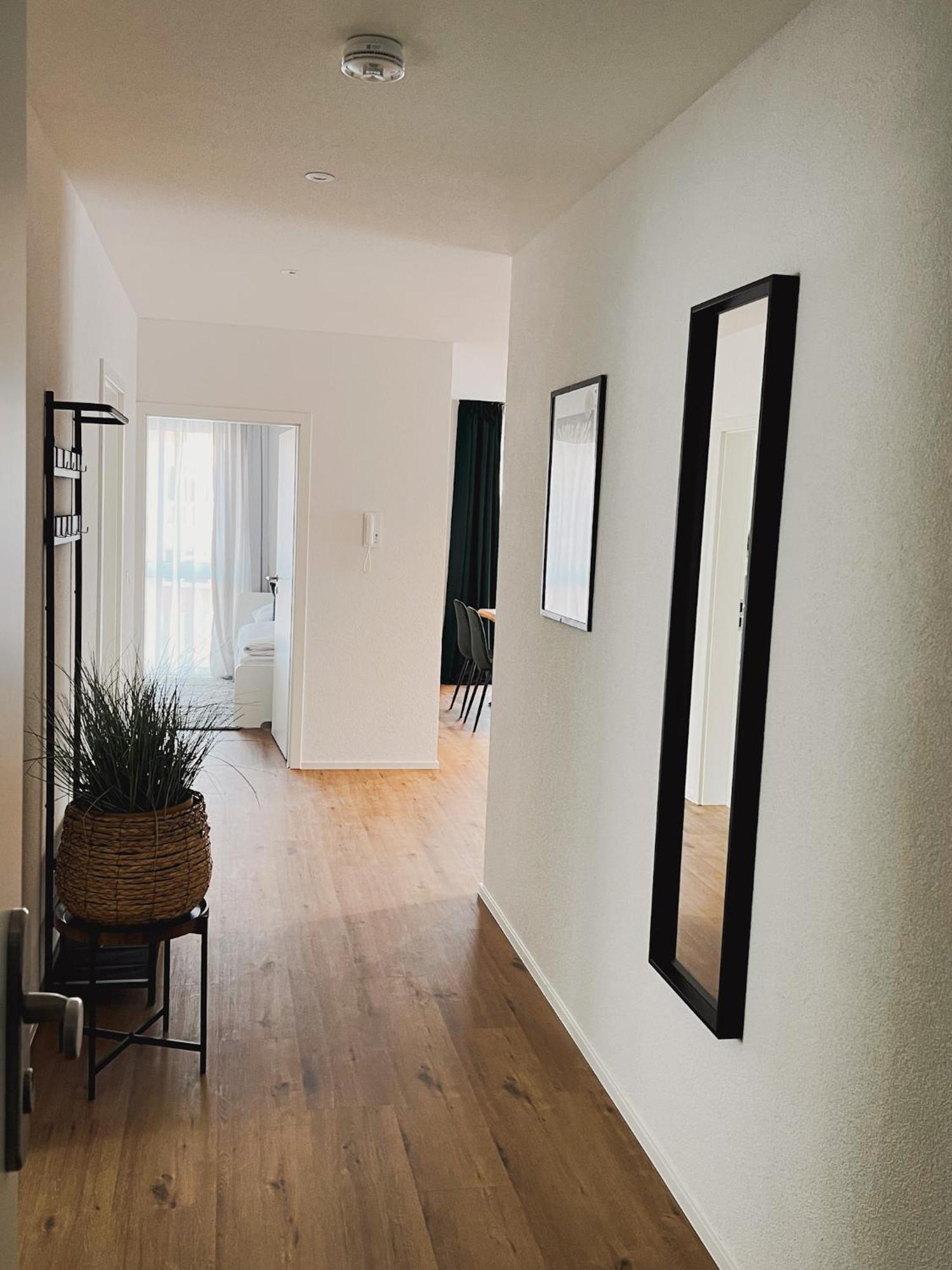 Schluessel Apartments لار المظهر الخارجي الصورة