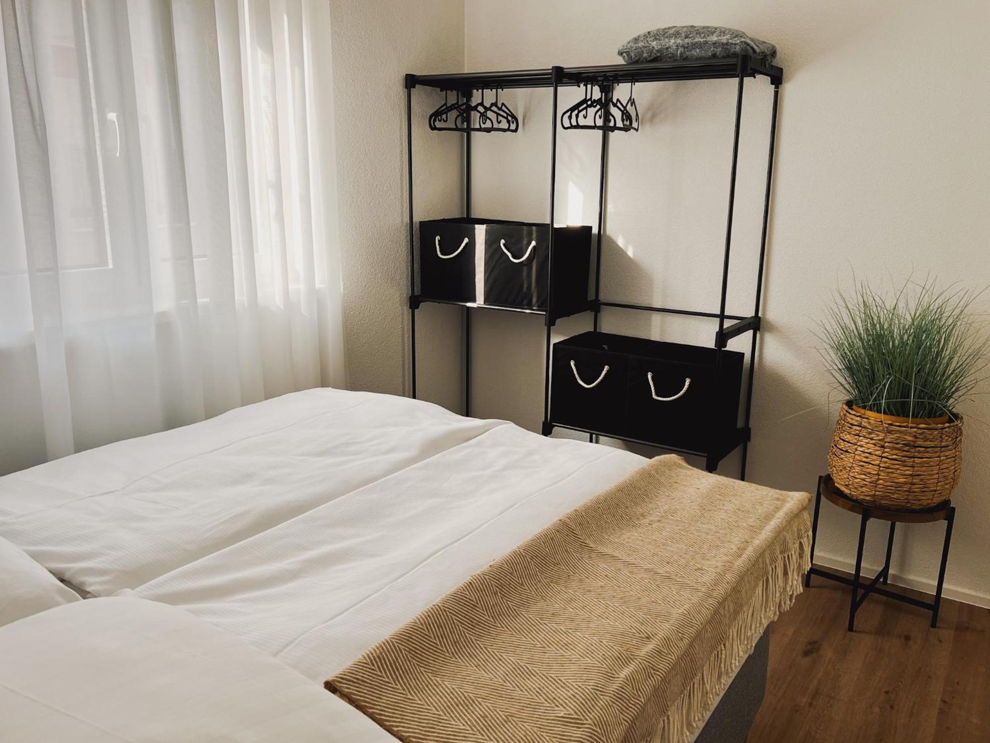 Schluessel Apartments لار المظهر الخارجي الصورة