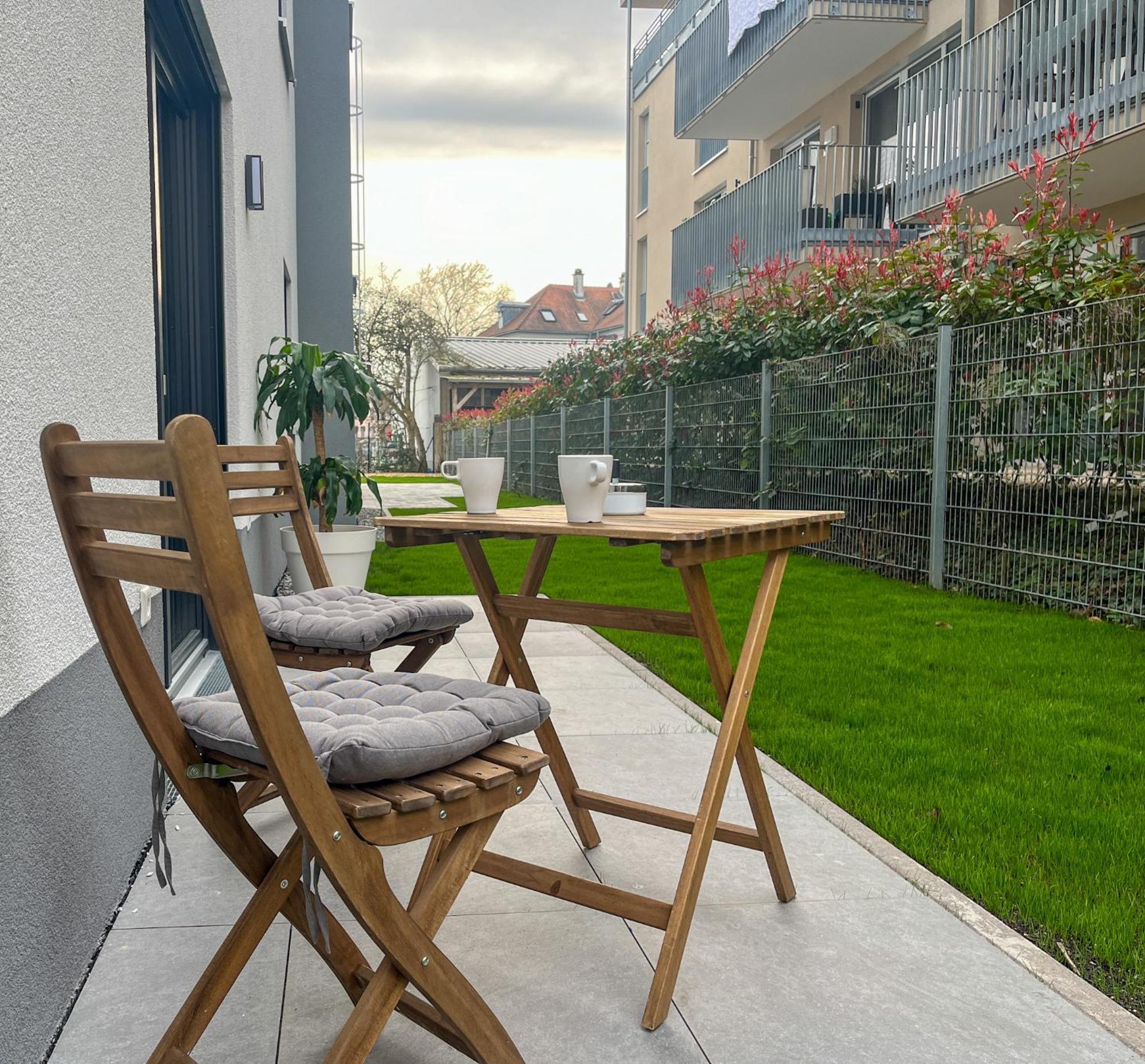 Schluessel Apartments لار المظهر الخارجي الصورة